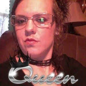 Meet your Posher, Helenia b.